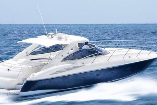 Luxury Private Yacht Experience (1-8 people)